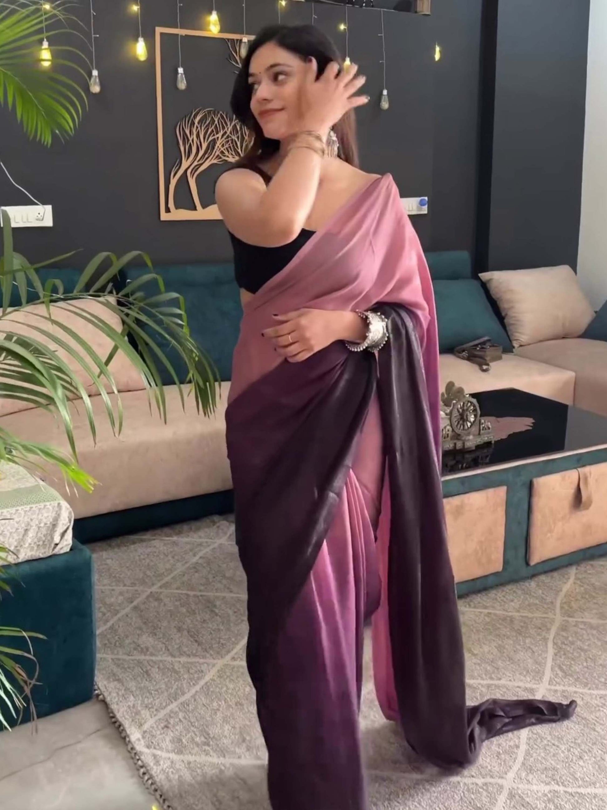 1 Minute Pre-stitched Saree