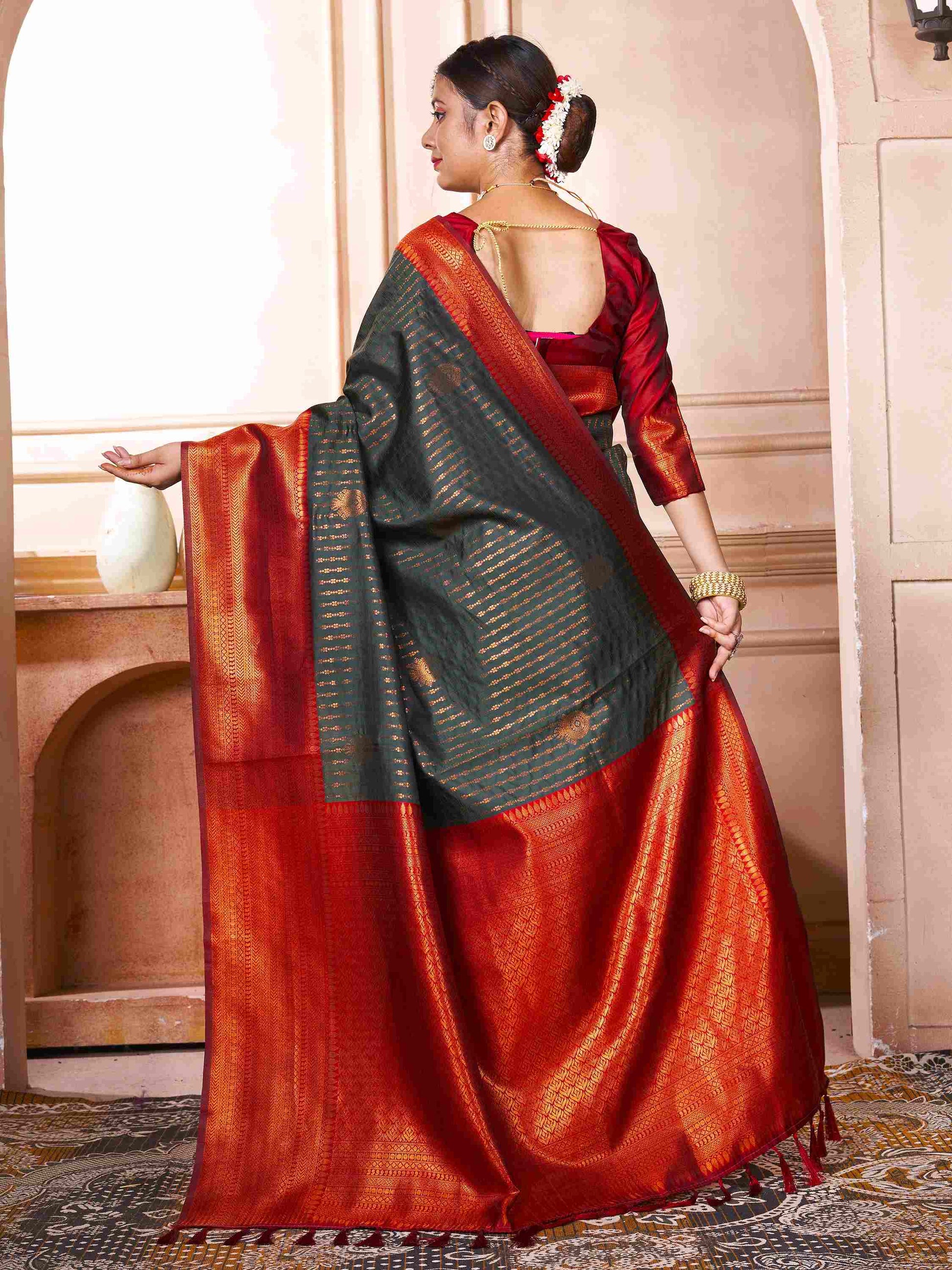 Bottle Green Kanjivaram Silk Saree