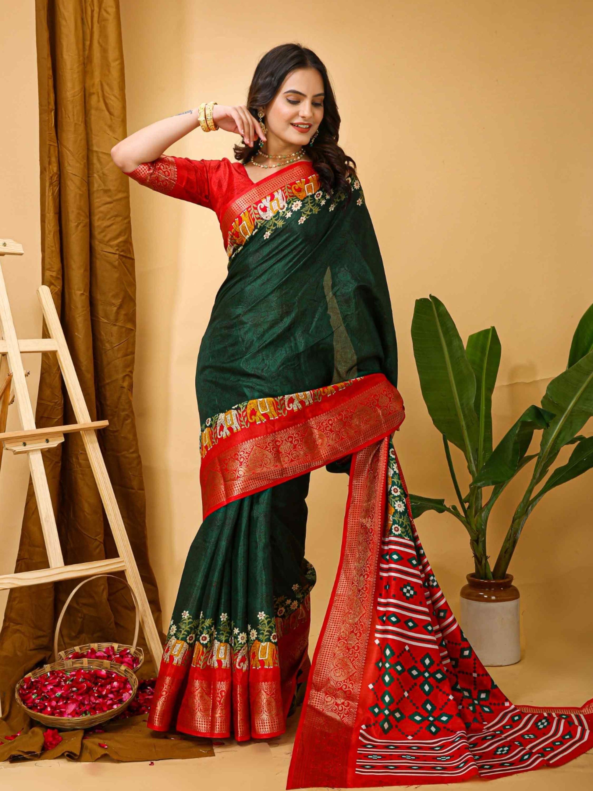 Dola Silk Saree Green