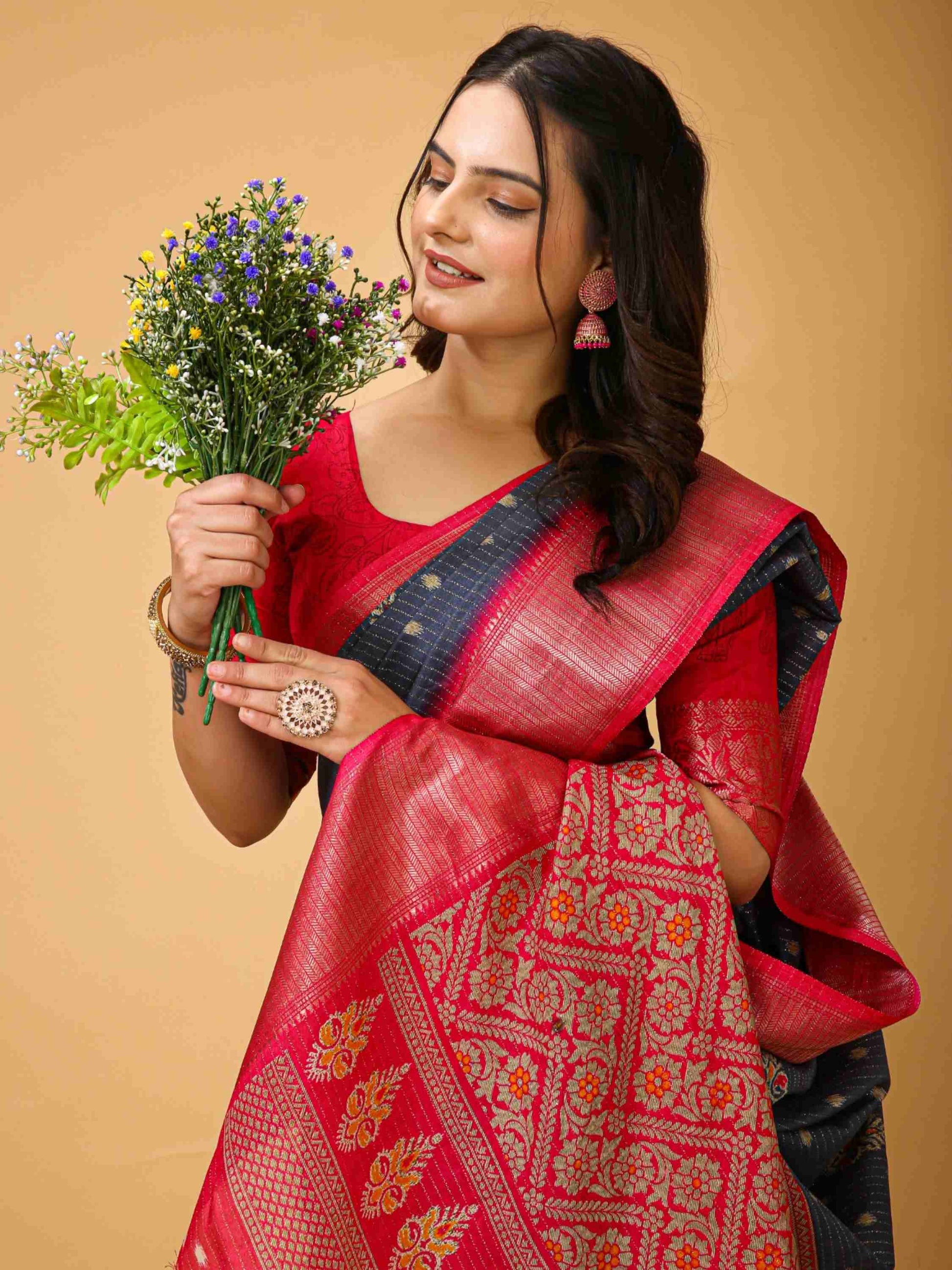 Grey Dola Silk Saree
