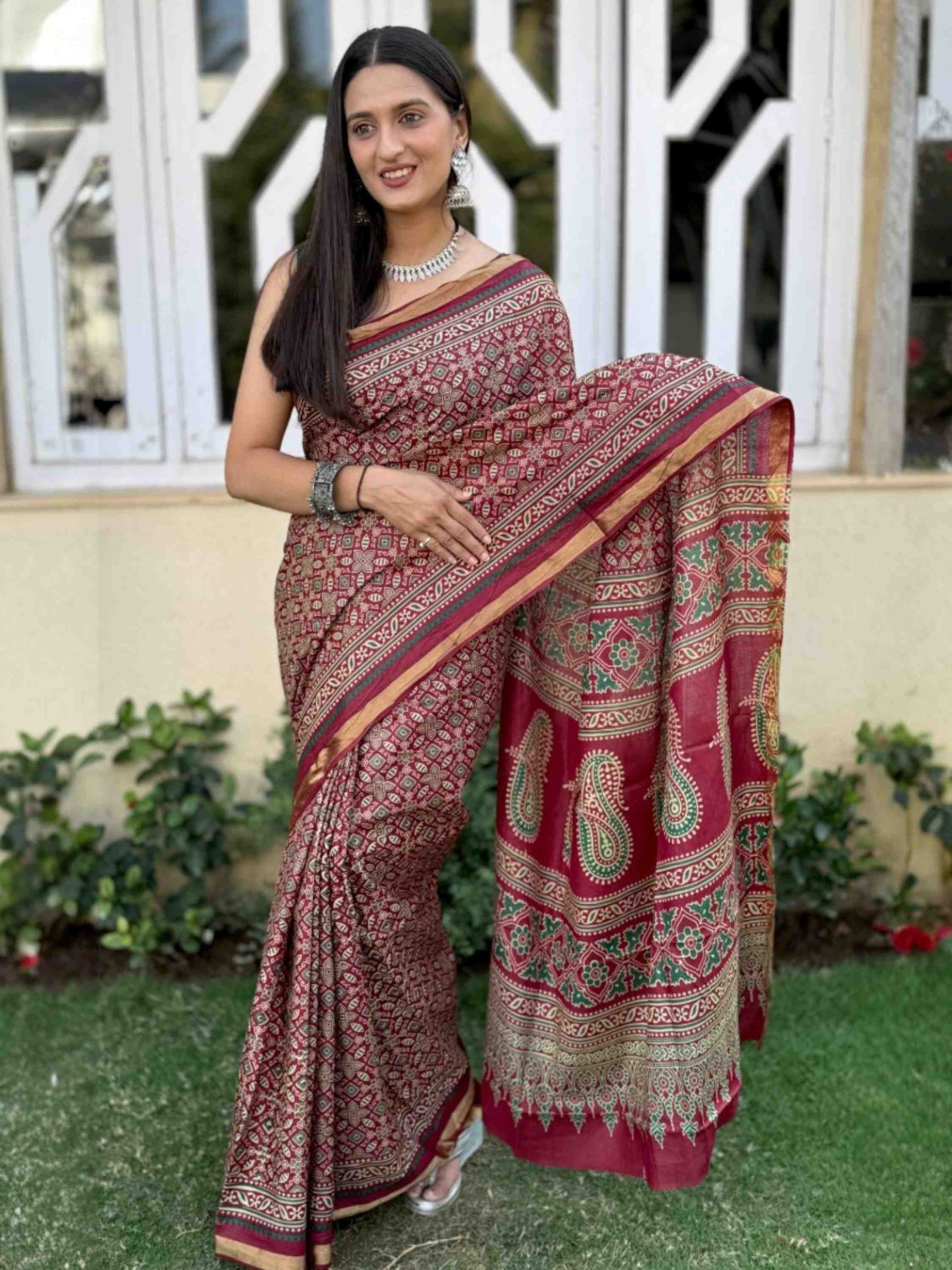 Pure Mulmul Cotton Saree Maroon