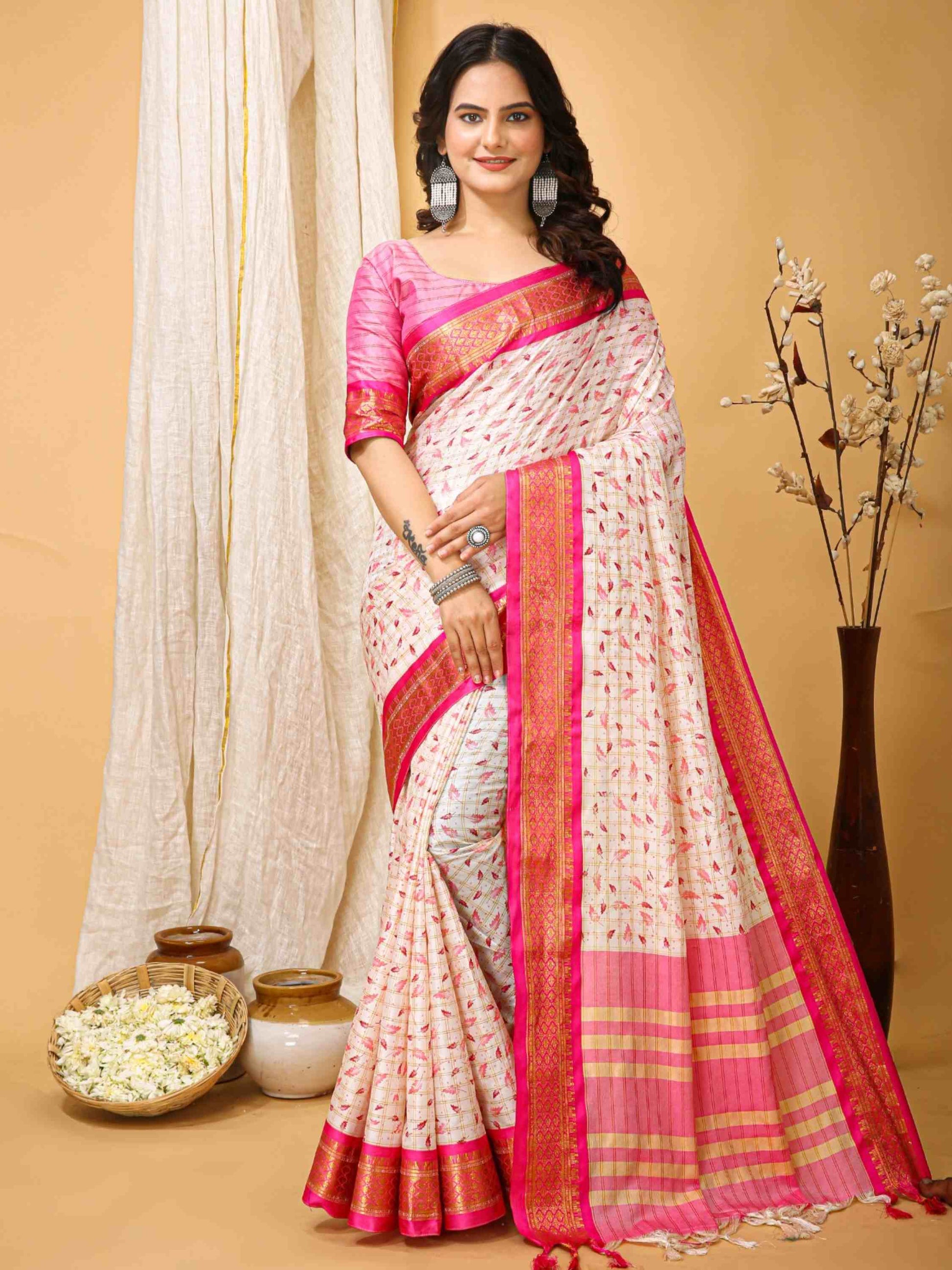 White-Pink Dola Silk Cotton Saree