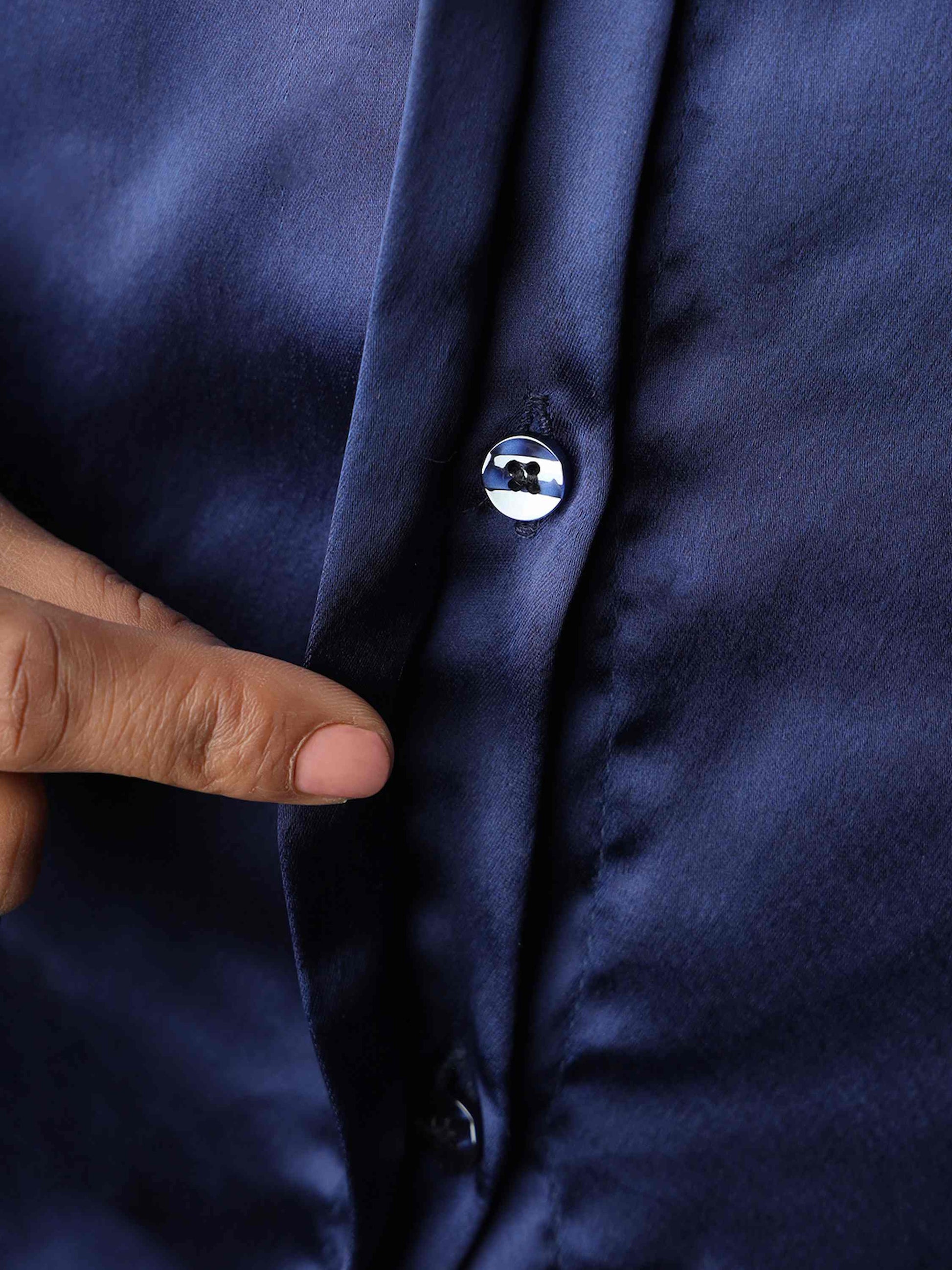 satin_shirt_button